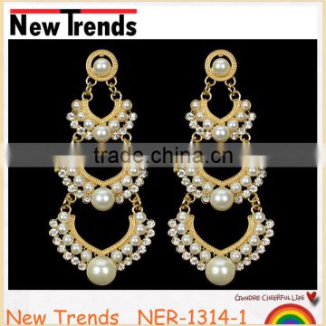 Elegant latest design of pearl earrings with gold plated small order