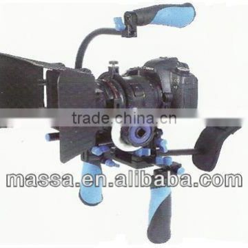 Massa Camera Shoulder Rig with Top Handle