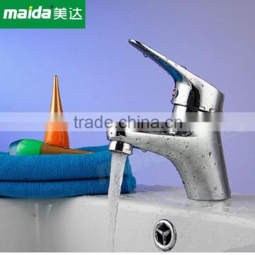 Gravity casting water taps