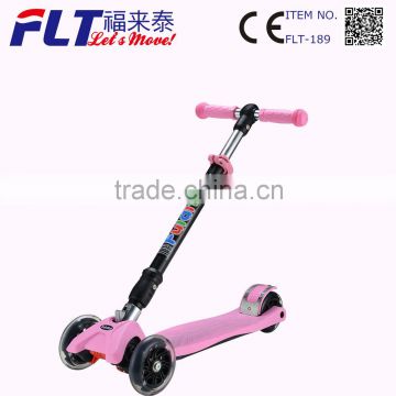 CE approved new foldable and adjustable kids kick scooter with bottle holder
