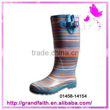 Hot-Selling high quality low price 2014 rain boots