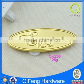 Q-2288 color luggage tag shiny gold trendy oval shape