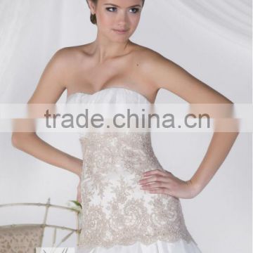 2016 French designe A-line Wedding Dress / Gown beaded lace