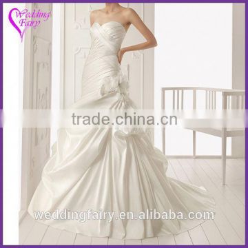 Latest arrival top quality appliqued bridal dress with straps in many style