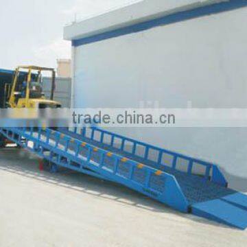 mobile unloding container lifter dock ramp