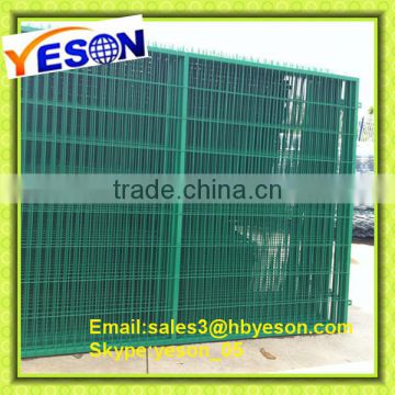 decoration and protection for Yard Garden Park Grass Farm chain link fence