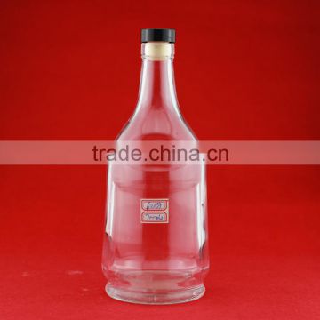 Hot sale ECO-friendly glass bottle 700ml crylindrical 600ml bottles Grind arenaceous mouth bottles