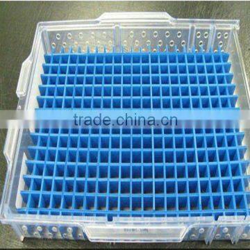 Blue corrugated plastic separator