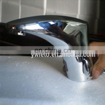 Cheap touchless automatic hot and cold water motion sensor faucet