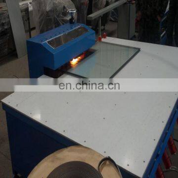 Hot heated roller press machine for insulating glass