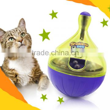 Pet food shaking bowl to train your pet and avoid overeating