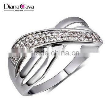 Simple Wedding Band 2016 Luxury White Gold Plated Cubic Zirconia Pave Setting Ring