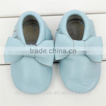 Yiwu shoes factory supply Newborn baby clothes Multicolor baby shoes