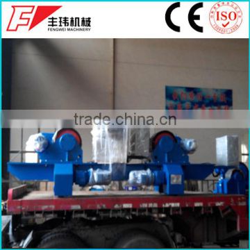 Steel pipe aligning rotator with polyurethane rollers