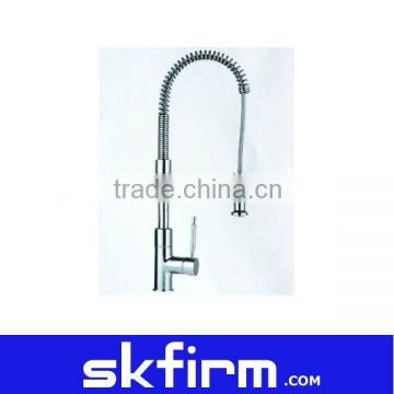 Europe Fashion Design Spring Pull Down Kitchen Faucet