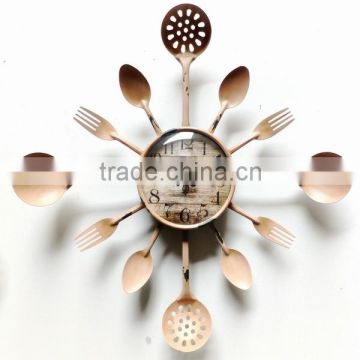 2015 Country Style Cutlery Kitchen Utensil Wall Clock, Spoon Fork Clock in Rust, Vintage Kitchen Wall Clock