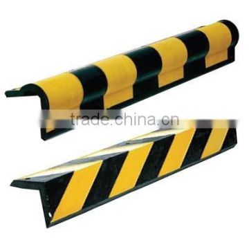Right angle rubber protectors for wall