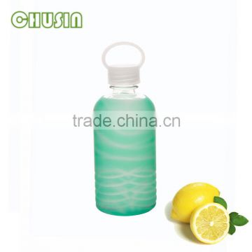 new glass water bottle with competitive price and silicone sleeve wholeale