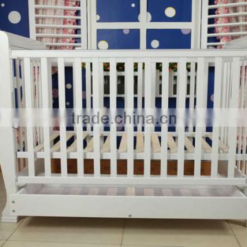 Wooden foldable baby cot