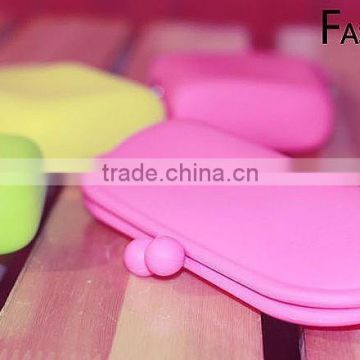 Wholesale promotional silicone coin/phone/pencil/cosmetic bag/silicone pencil cases