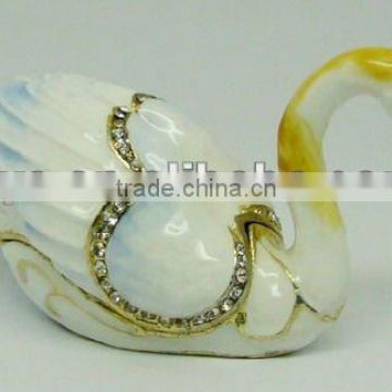 pewter jewellery box with lifelike swan