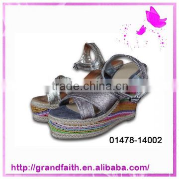 China new design popular High Heel Wedge Wood Sandals                        
                                                Quality Choice