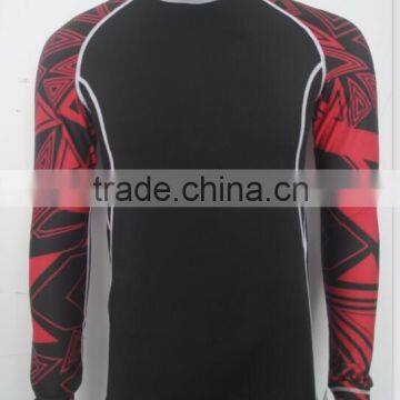 Polyester Spandex Long Sleeves Black Red Compression Shirt / Rash Guard with White Stitching work