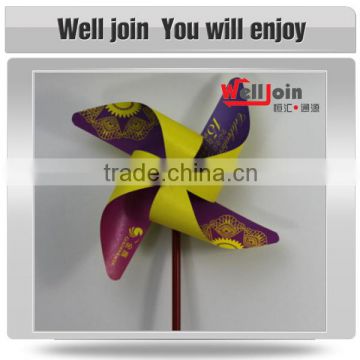 Hot new product for 2015 plastic pinwheel toys