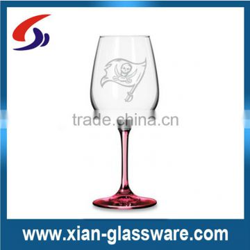 Promotional clear etched wine glasses wholesale/clear wine glass with colored stem/colored goblet