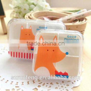 Plastic food storage box