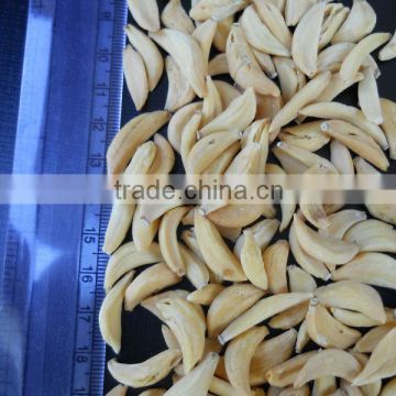 BEST QUALITY DRIED GARLIC CLOVES/FLAKES