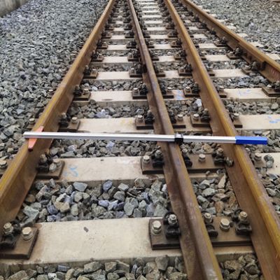 Mechanical Rail Offset Ruler