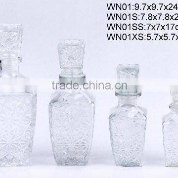 WN01 Clear glass wine bottle