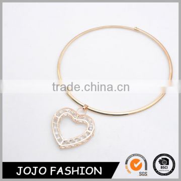 Eco-friendly gift custom metal rhinestone heart design magnetic bracelet                        
                                                                                Supplier's Choice