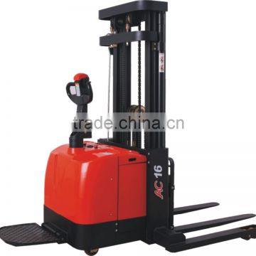 1600kg Full free 3-Stage Wide legs stepless control 5300mm Electric Pallet Stacker CDD16-360