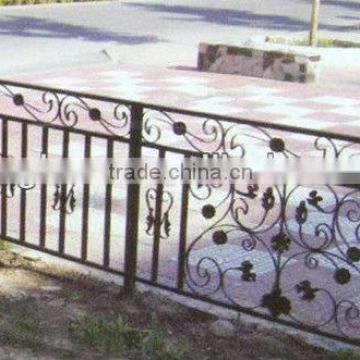 2015 Top-selling galvanized hand forged iron art fence