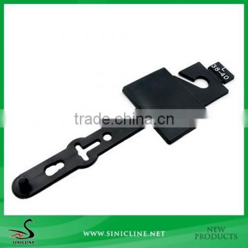 Sinicline Cheap Functional Black Belt Hanger Design