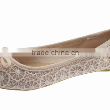 Comfortable ladies beautiful flat shoes with flower decration
