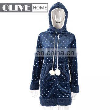 Fashion Design Sherpa Lining Dots Printed Flannel Hoodie Bathrobe With Zipper and Pompom