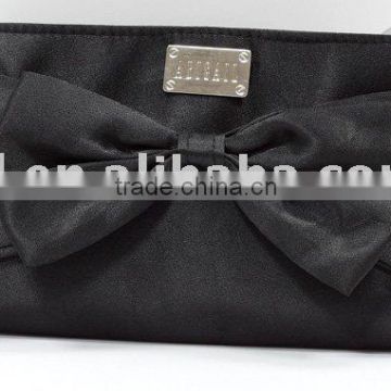 Bow cosmetic pouch