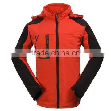 Softshell men's outdoor hiking jacket wearing cool style winter coat windstopper