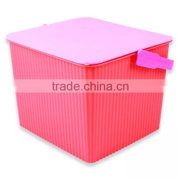 colorful Plastic storage box with lid