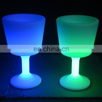 KTV/ Nightclub Party rechargeable LED Ice Bucket 7 Colors Gradient Changing Luminous Plastic wine plastic Glowing LED ice bucket