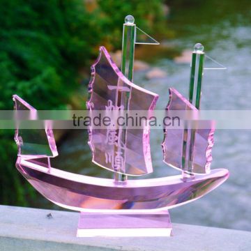 Optical Glass Pink Crystal Boats For Sovenir Gifts
