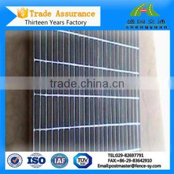 13 factory Welded industrial galvanized steel grilles