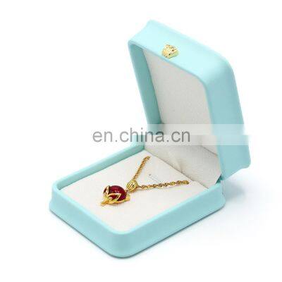 High quality luxury design lcustom logo travel jewelry box PU gift box pendent box