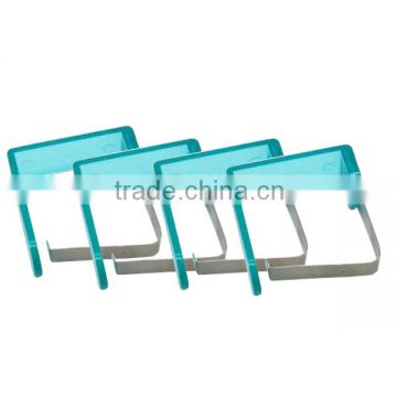 Plastic table cloth clip