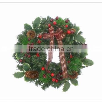Plastic christmas wreath indoor white flower red berry christmas wreath/green PVC Xmas Wreath with Cherry and Pine cone