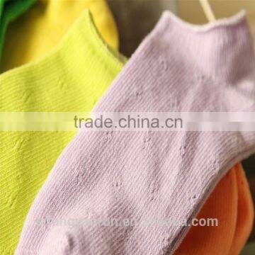 Plain color custom design wholesale women solid color ankle socks