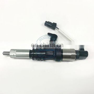 Common Rail Fuel Injector 9709500-545 095000-5450 ME302143 For 6M60 Engine